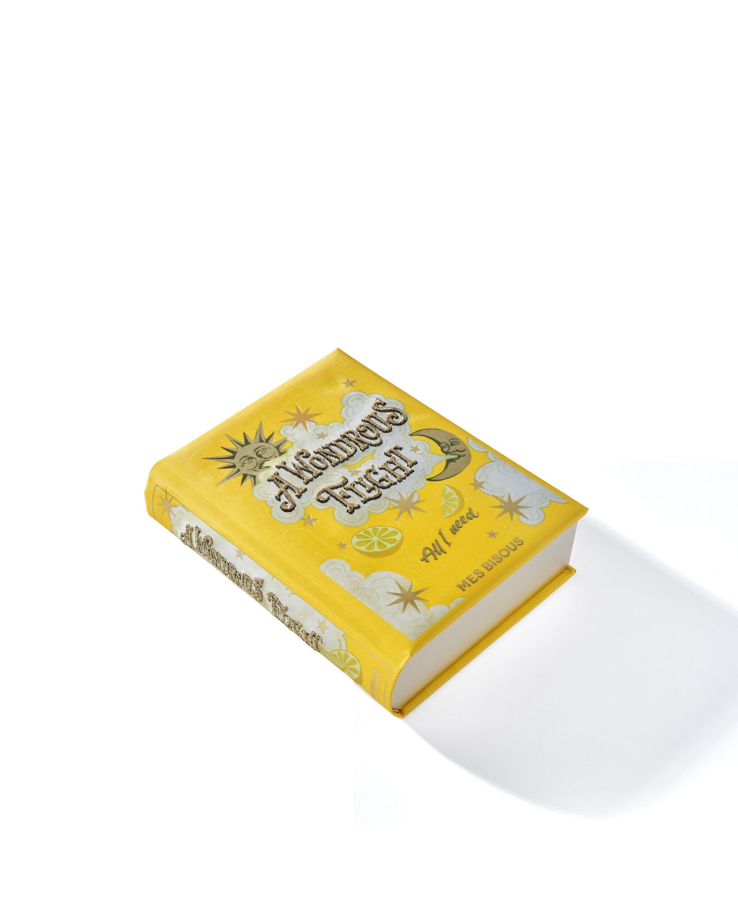 Mes Bisous - A Wondrous Flight